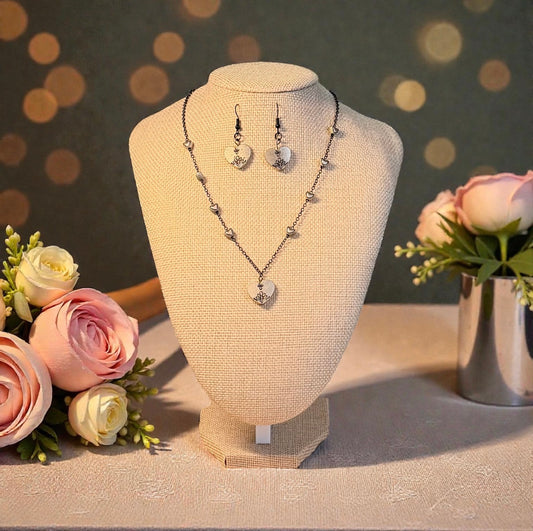 Vintage Heart Necklace image 1