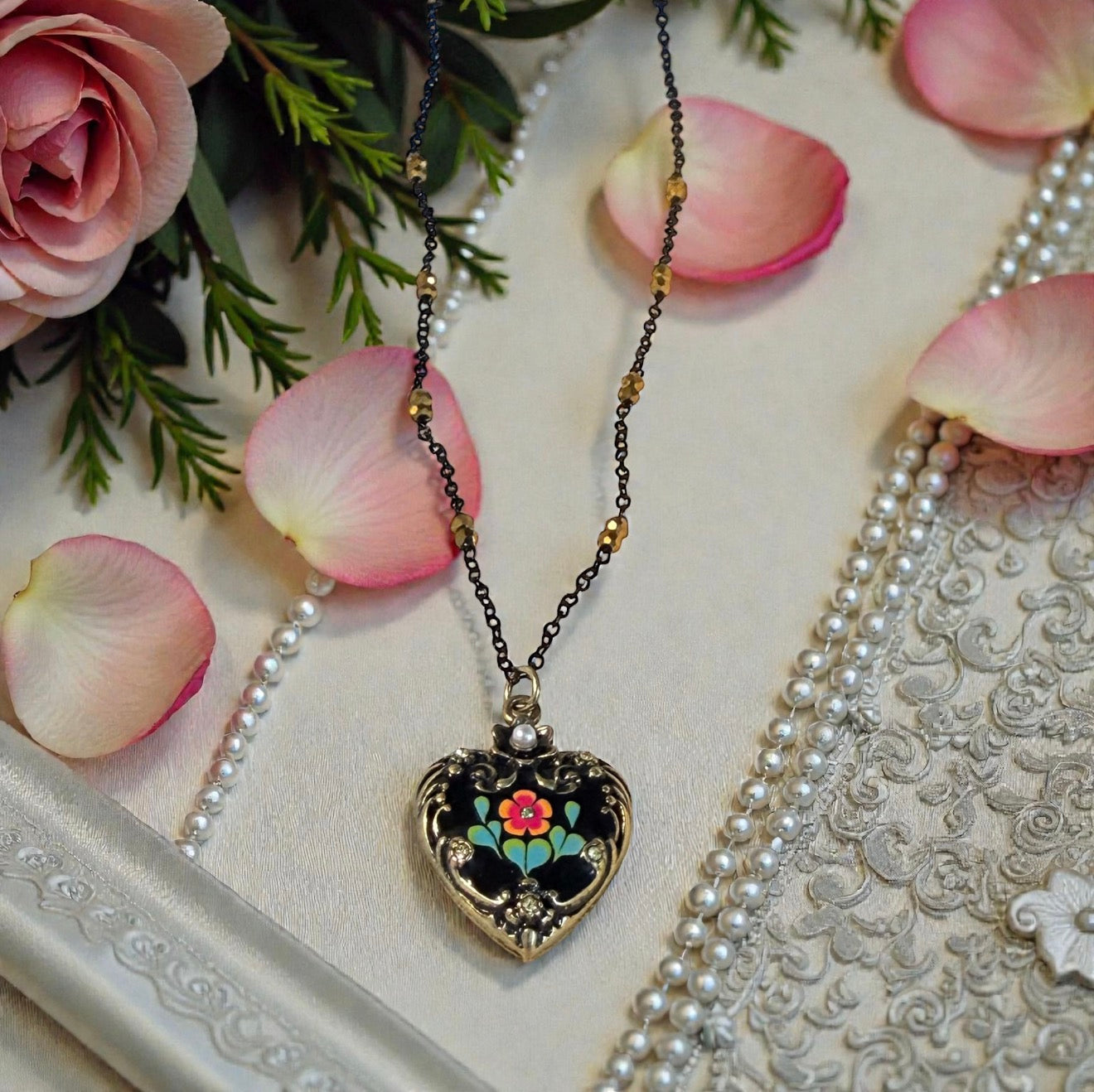 Old World Heart Necklace image 0