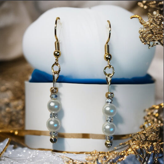 Whispering Pearl Earrings…#313 image 0