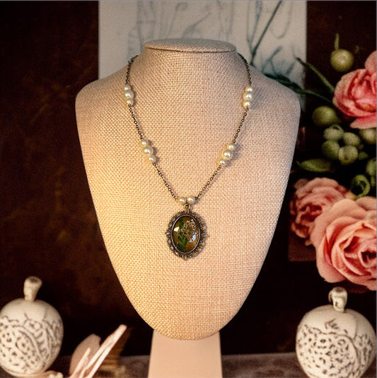 Nature’s Vintage Keepsake Necklace…#319 image 1